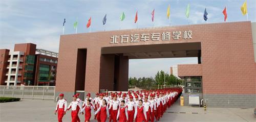 想成為汽車高級工程師嗎？石家莊汽修學(xué)校助你一臂之力！