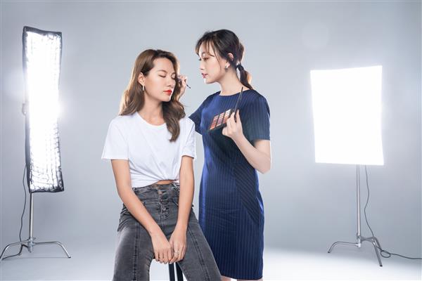 淄博哪里可以學(xué)習(xí)化妝？