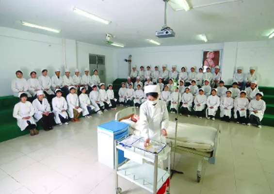 山東力明技工學(xué)校有沒有醫(yī)學(xué)相關(guān)專業(yè)？