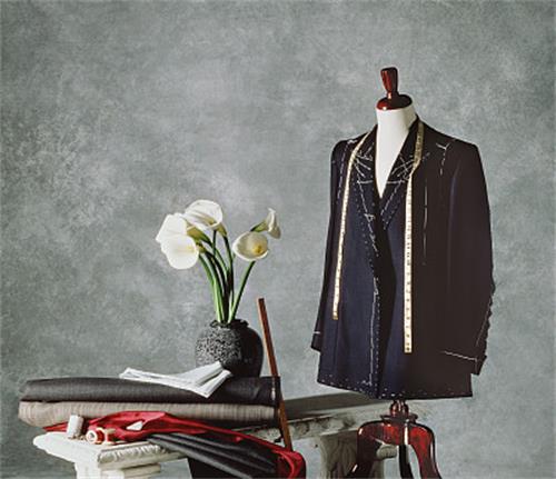 服裝色彩如何搭配？濟寧服裝設(shè)計學(xué)校讓你“眼前一亮”！