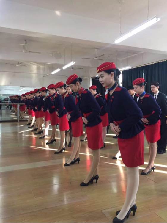 山東鐵路學(xué)校高鐵乘務(wù)鐵路技工招生報(bào)名開始