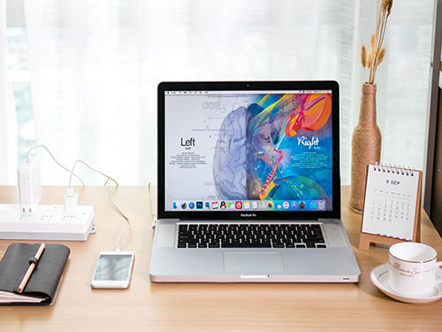 平面設(shè)計(jì)行業(yè)怎么樣？石家莊平面設(shè)計(jì)學(xué)校有哪些推薦？