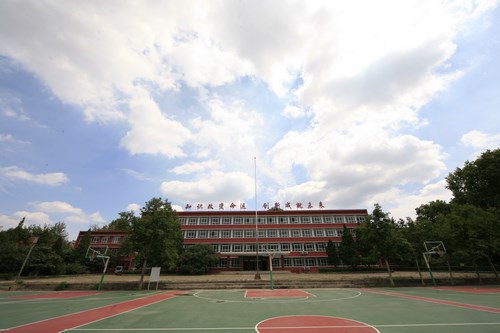 中國洛陽一拖技師學(xué)院有哪些熱門專業(yè)？