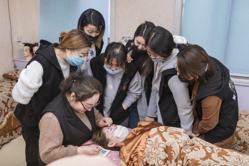 威海以琳國際形象設(shè)計(jì)學(xué)校7月份鉅惠活動(dòng)等你來...