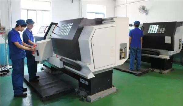 濟南二機床集團有限公司技工學校初中上能報名嗎？