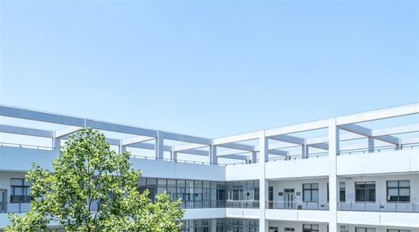 學(xué)歷+技能雙保障？保定新興工業(yè)技工學(xué)校歡迎你！